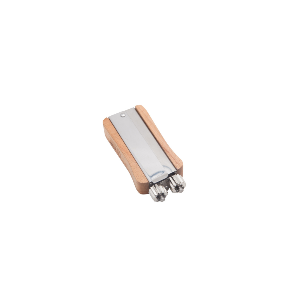 Wire Crimper – Wooden Handled
